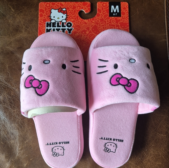 Hello Kitty Slides Slippers, size M6/7S - Picture 2 of 9